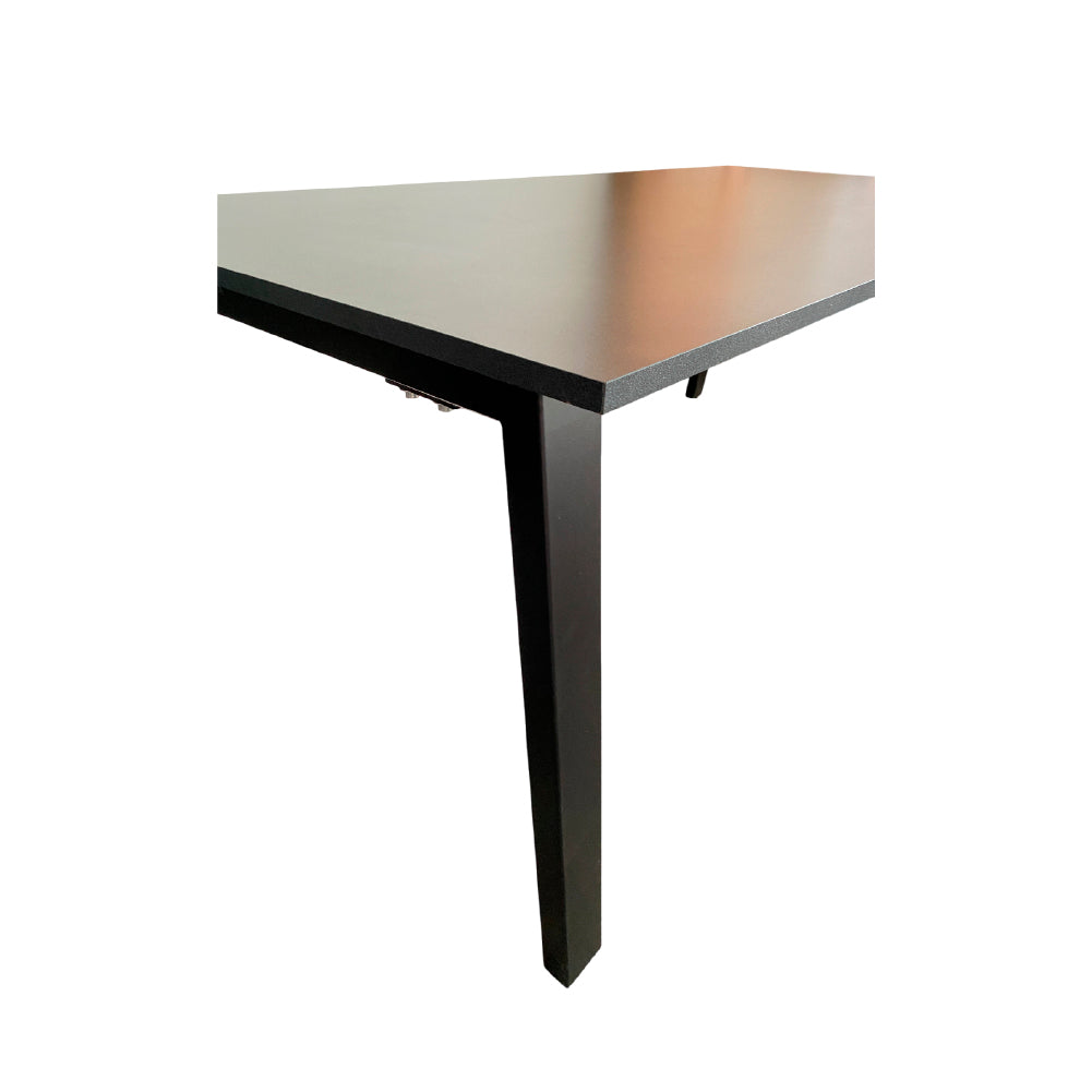 Mesa de junta moderna con estructura metálica - CT-3854