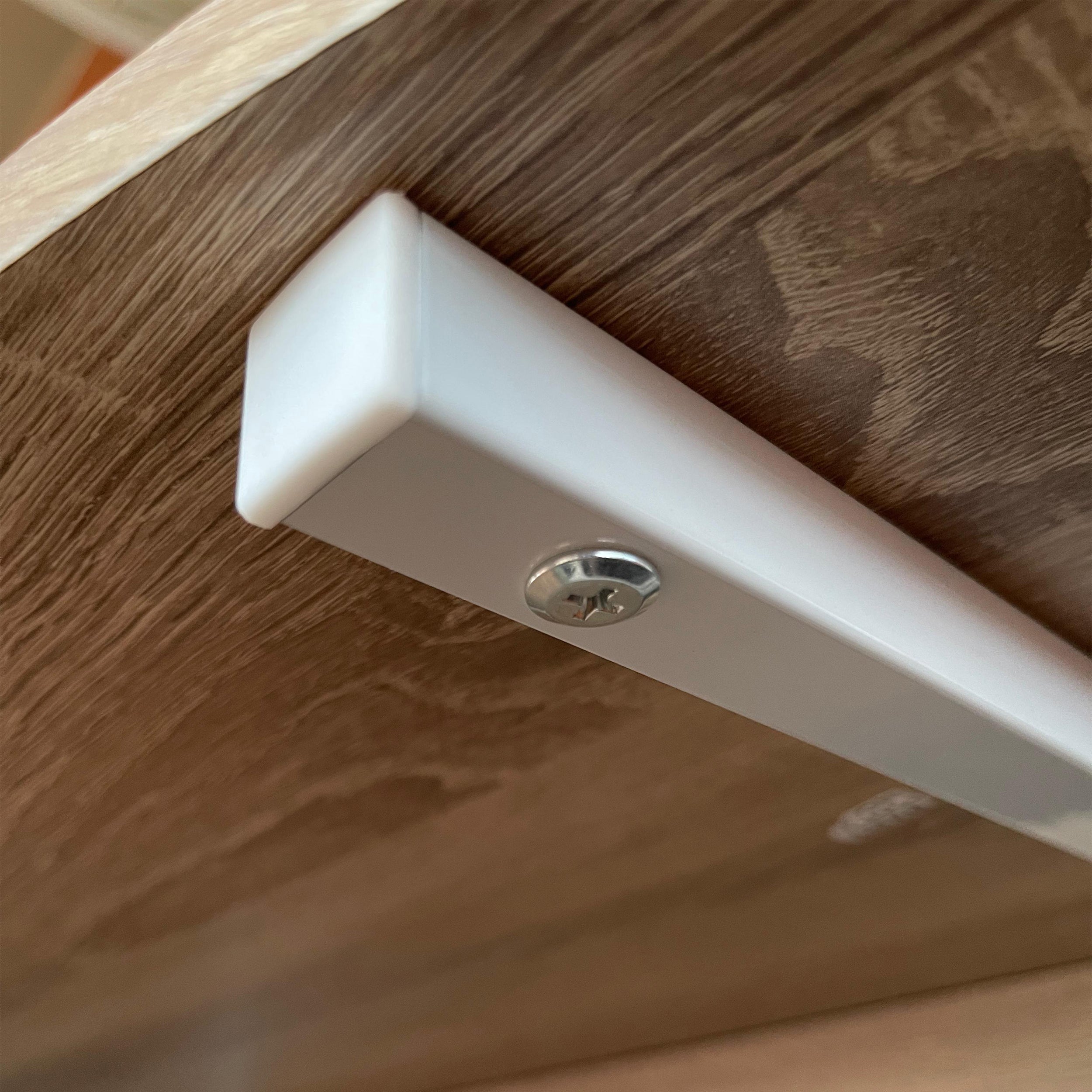 Escritorio versátil elegante color beige madera y metal - CT-2018