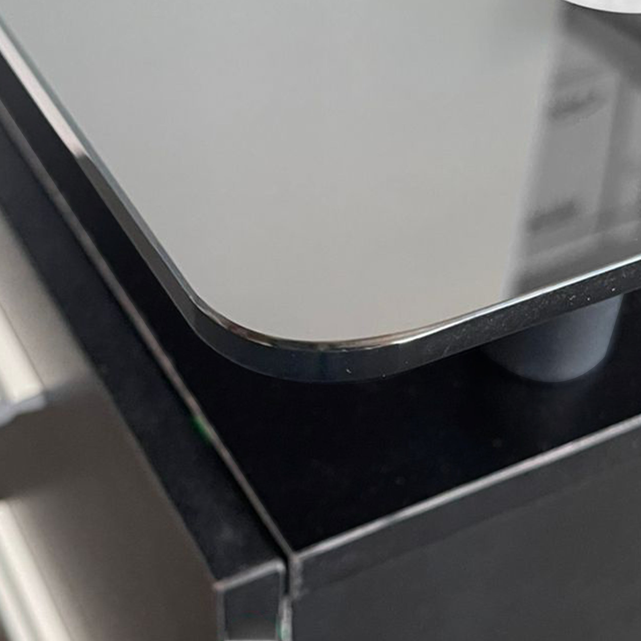 Escritorio con gaveteros diseño moderno vidrio y metal –  premium