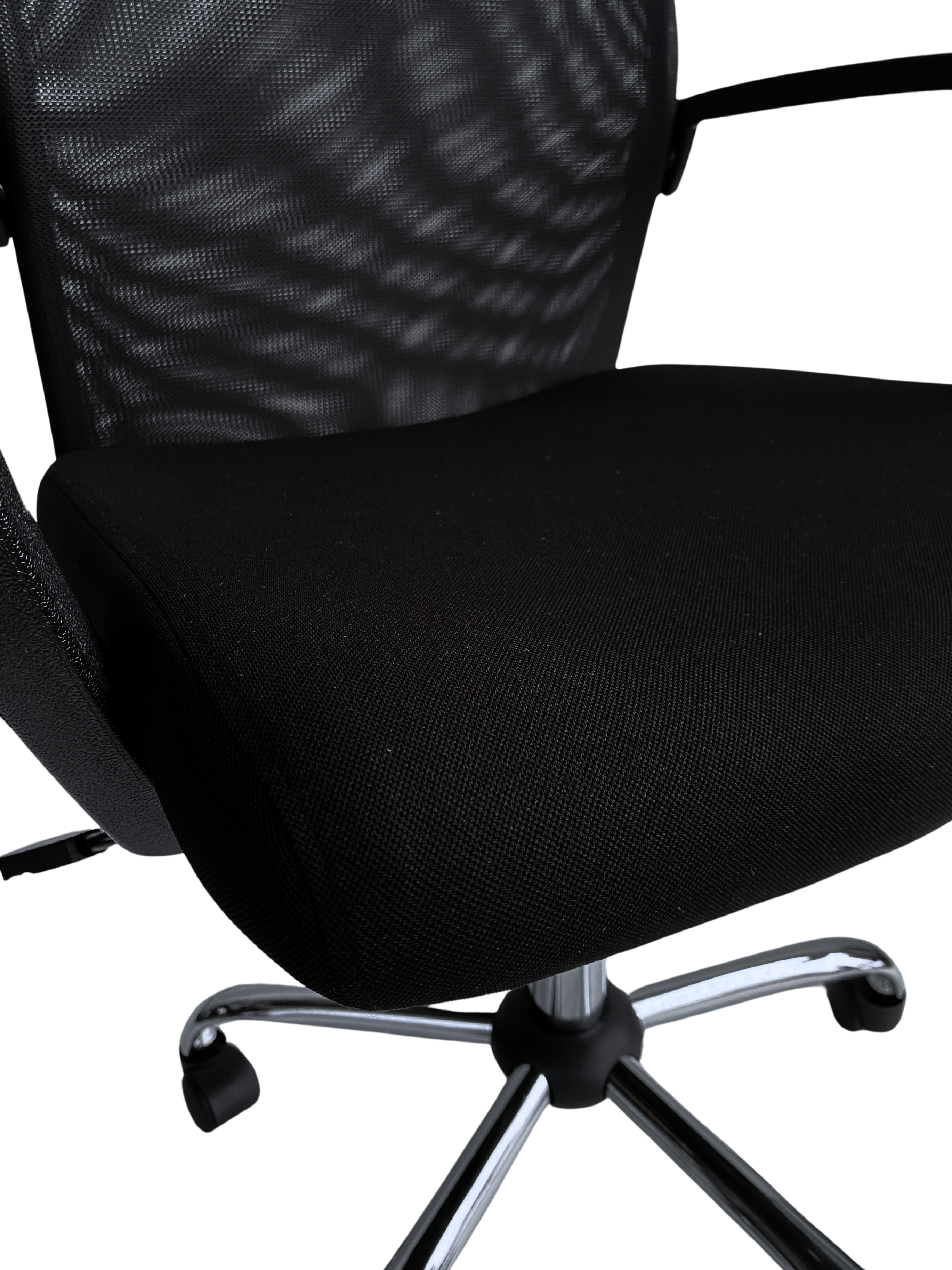 Silla Ergonómica con Respaldo Alto de Malla y Apoyabrazos - Emily